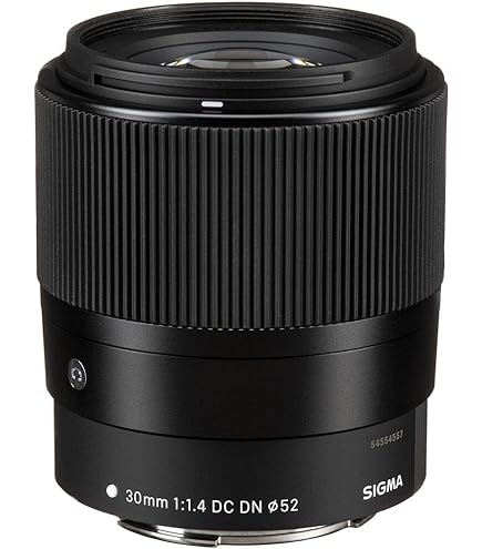 SIGMA 56mm F1.4 DC DN　Canon EF-Mマウント Dodd Camera - SIGMA 56mm F1.4 DC DN Lens for Canon EF-M Mount